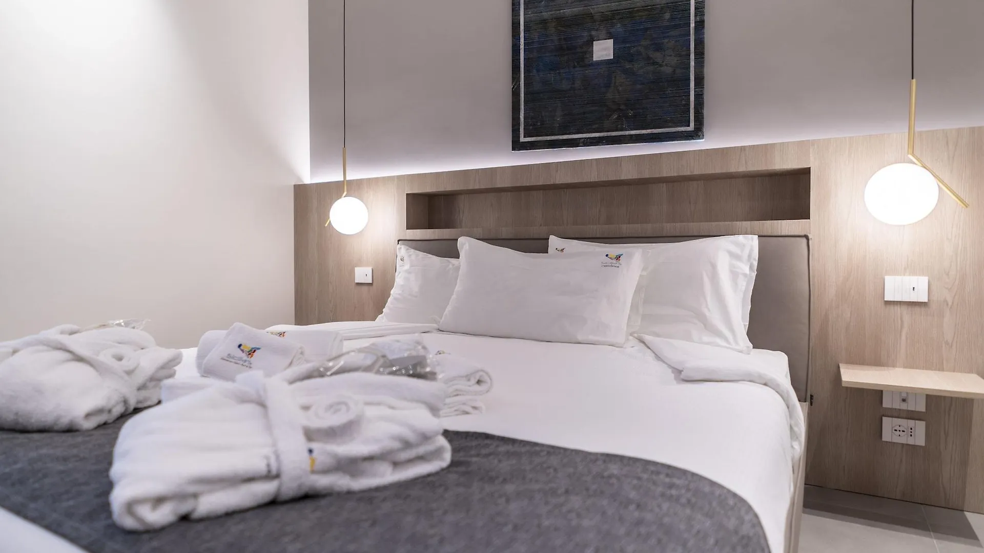 Sicilia'S Art Hotel & Spa 아찌트라자 4*,