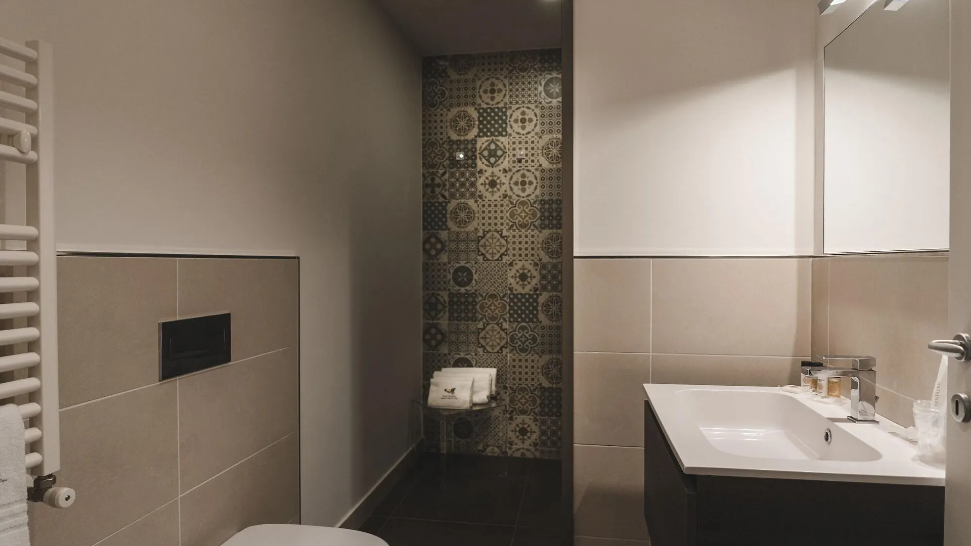 Sicilia'S Art Hotel & Spa 아찌트라자 아파트호텔