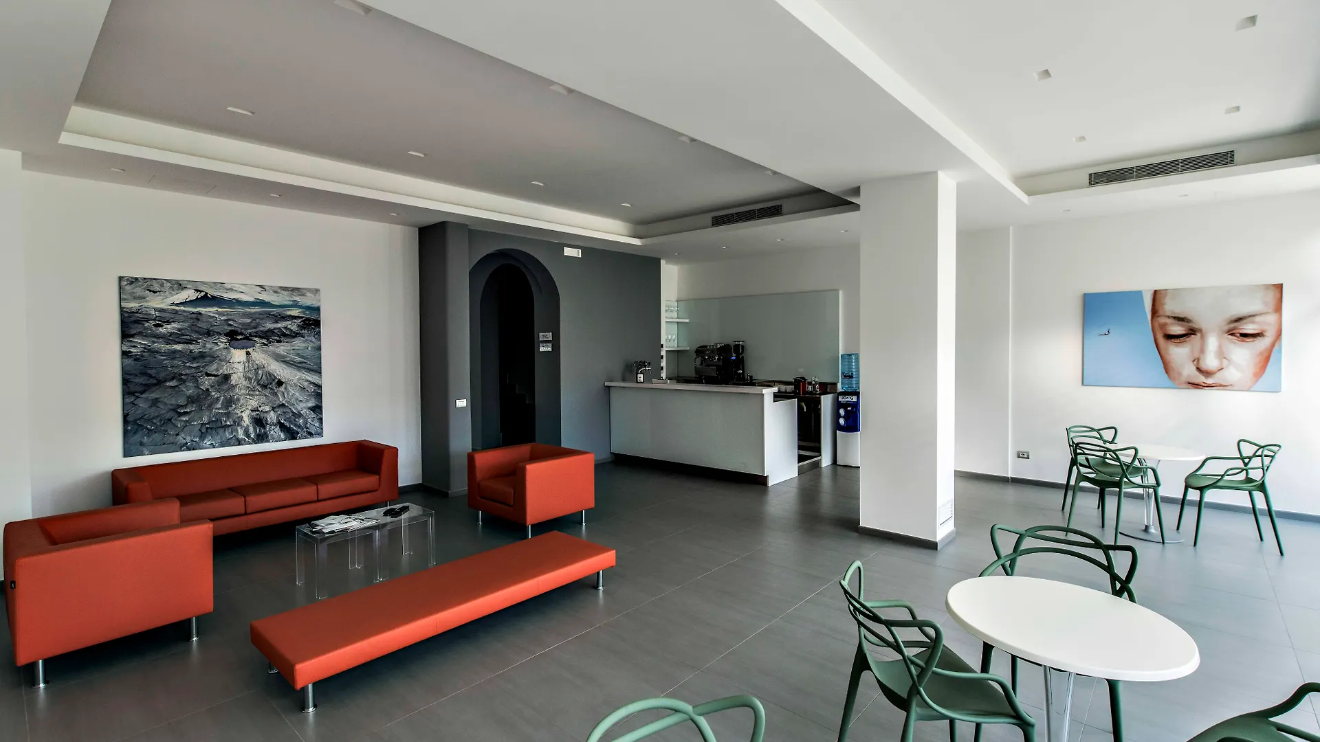 Sicilia'S Art Hotel & Spa 아찌트라자